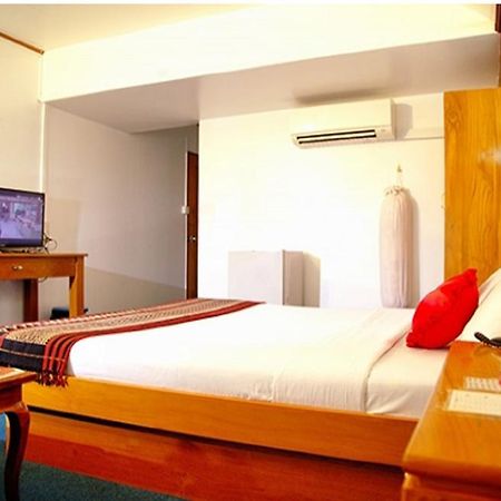 Yoma Hotel Yangon Ngoại thất bức ảnh